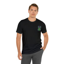 Load image into Gallery viewer, Spider  Graphic T-Shirt